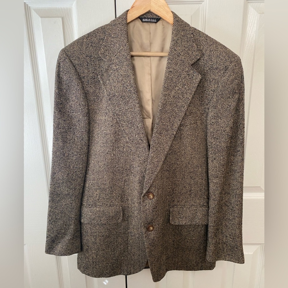 VINTAGE Union Made Polo University Club Black/Tan Herringbone Tweed Blazer 42